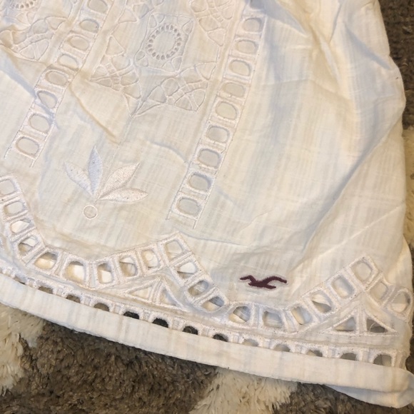 Hollister White Patterned Halter Top - Picture 5 of 9